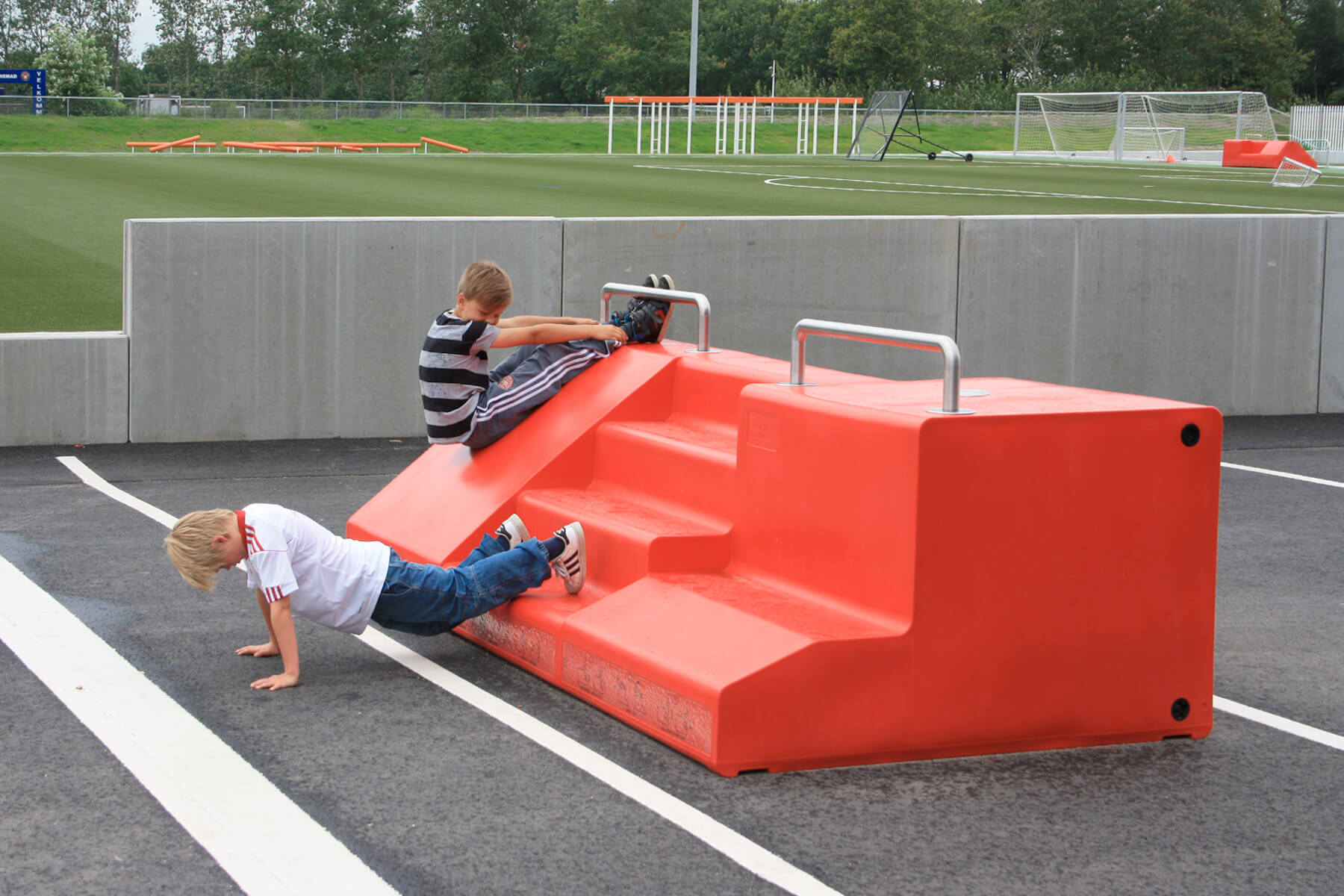 Alt-i-en-trænings-enhed-til-byrummet